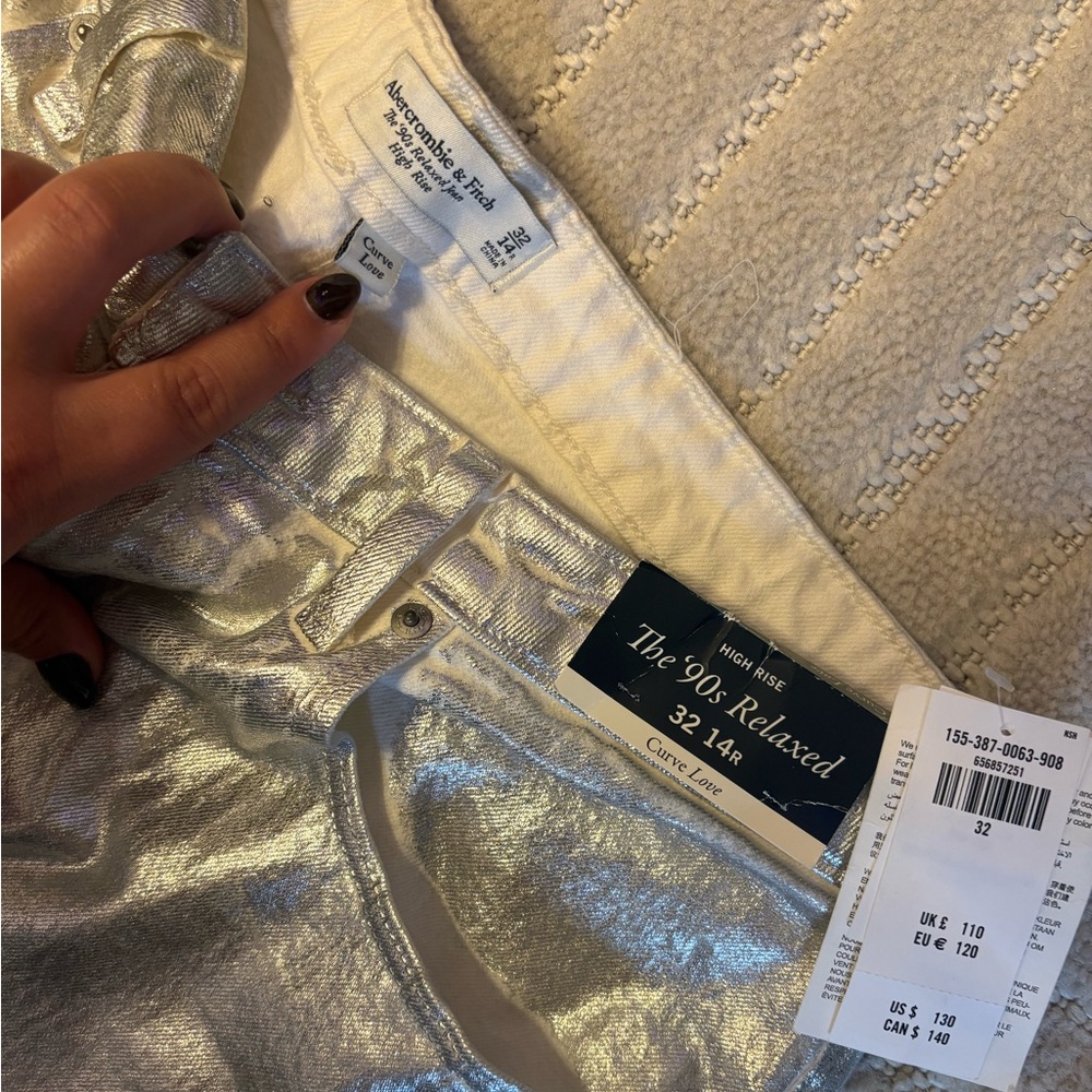 A&F 90s relaxed Jeans
